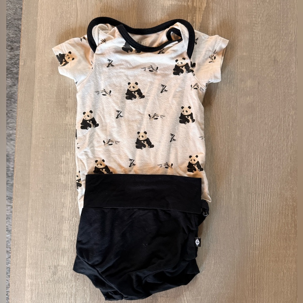 Kyte Baby Panda Onesie and shorts 0-3 months